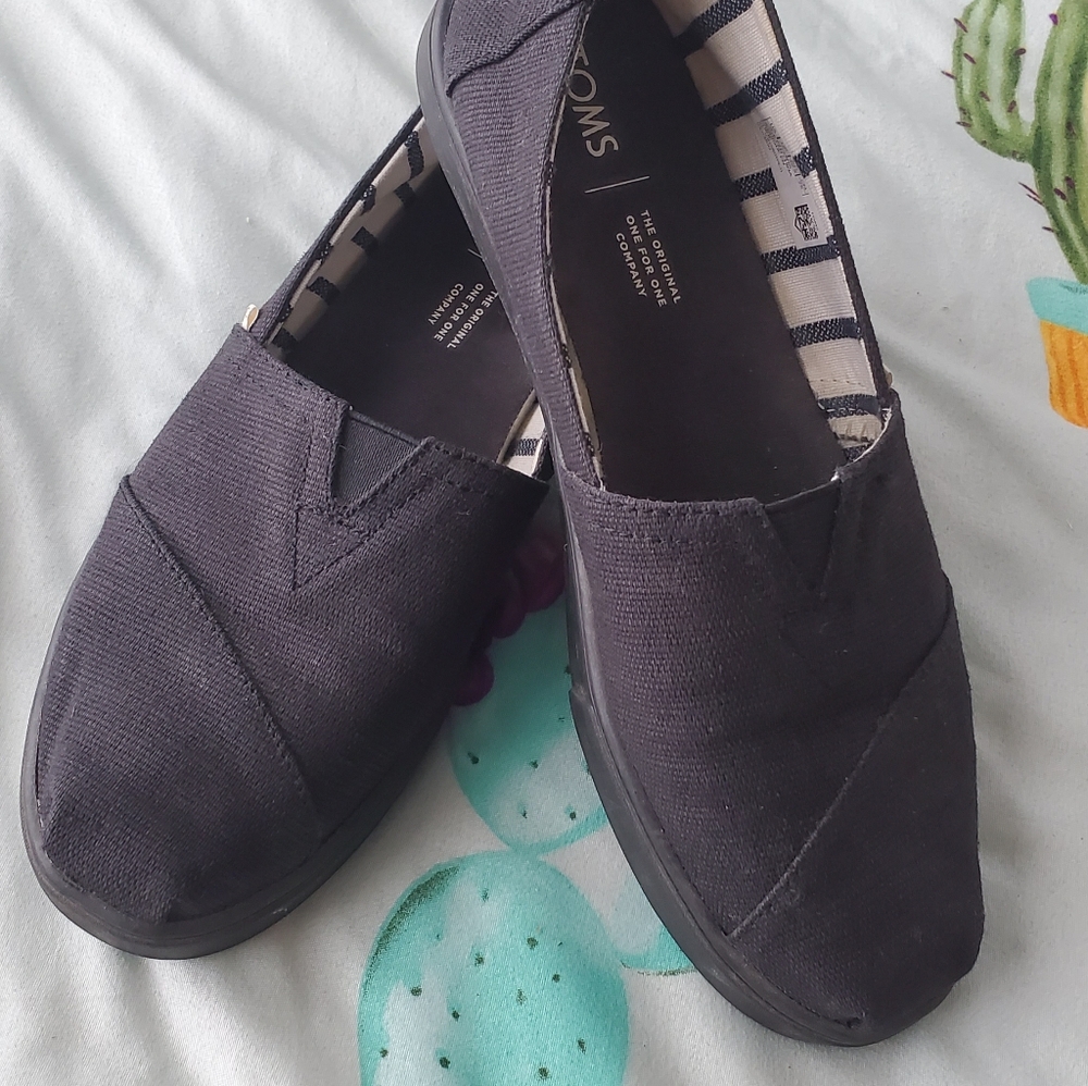 TOMS Black Cupsole Alpargara Size 8
